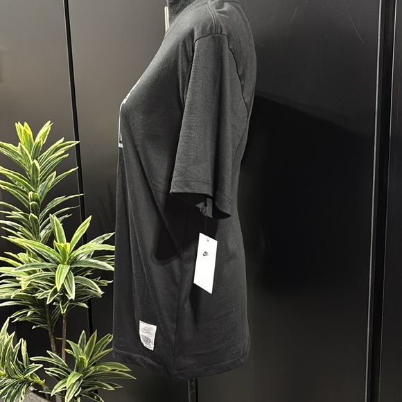 Nike Force Classic Fit,The Nike T 100% cotton round neck,Force patch @ left hip - Picture 3 of 9